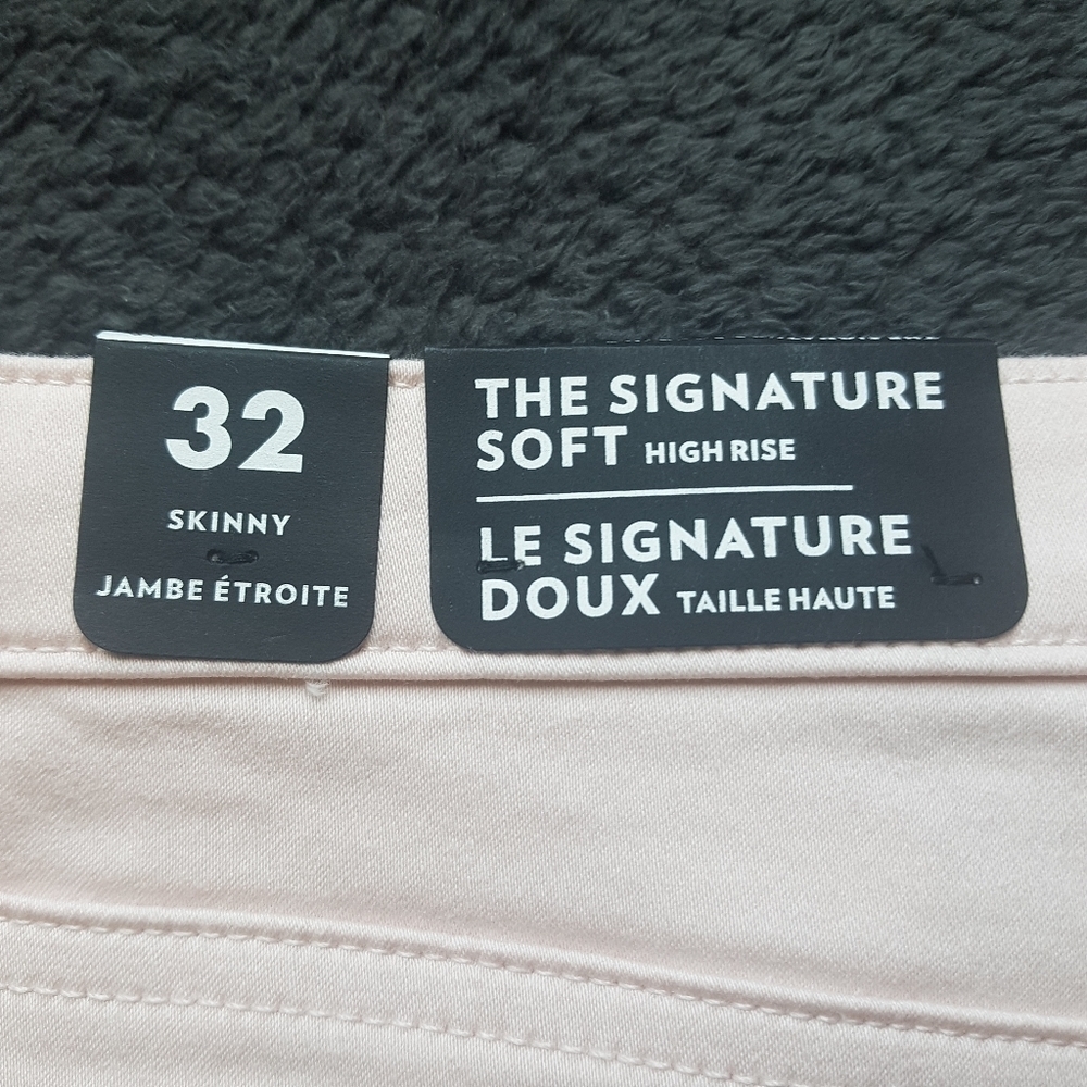 Reitman's Signature Soft High Rise Skinny Jeans - Picture 10 of 14